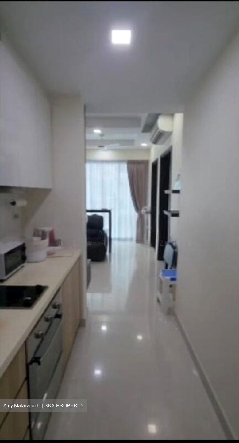 Hillview Crescent (D23), Condominium #572090901